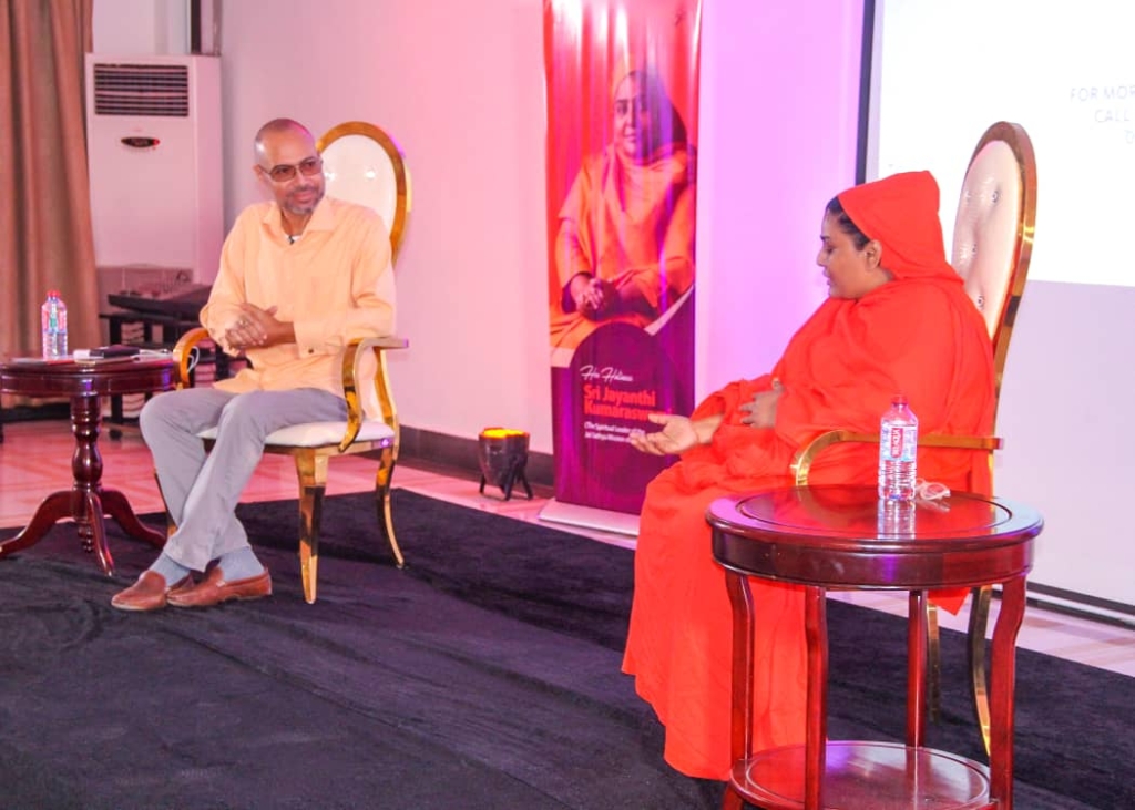 Indian monk Sri Jayanthi Kumaraswami ends month-long visit to Ghana