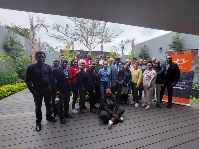 UJ continues its trailblazing Research Excellence path – organises Writing Retreat for CBE Faculty