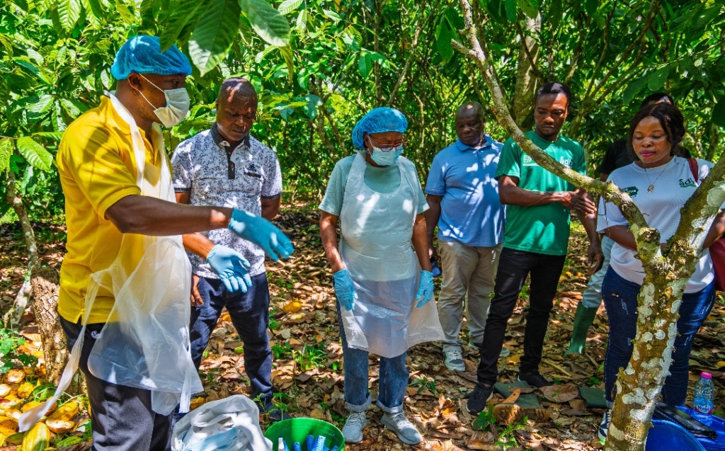 Koa’s Cocoa Sustainability Imprint: Cocobod delegation, National Best Cocoa Farmers tour Koa's facility
