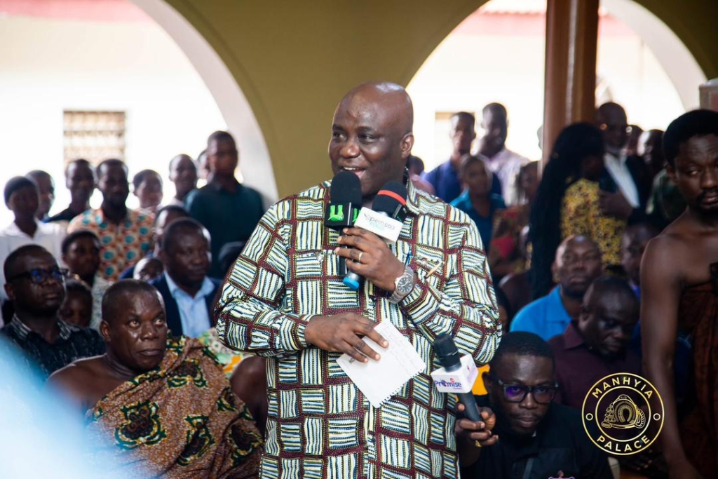 Gov't to start poultry project with 4 million birds for 50 large-scale farmers