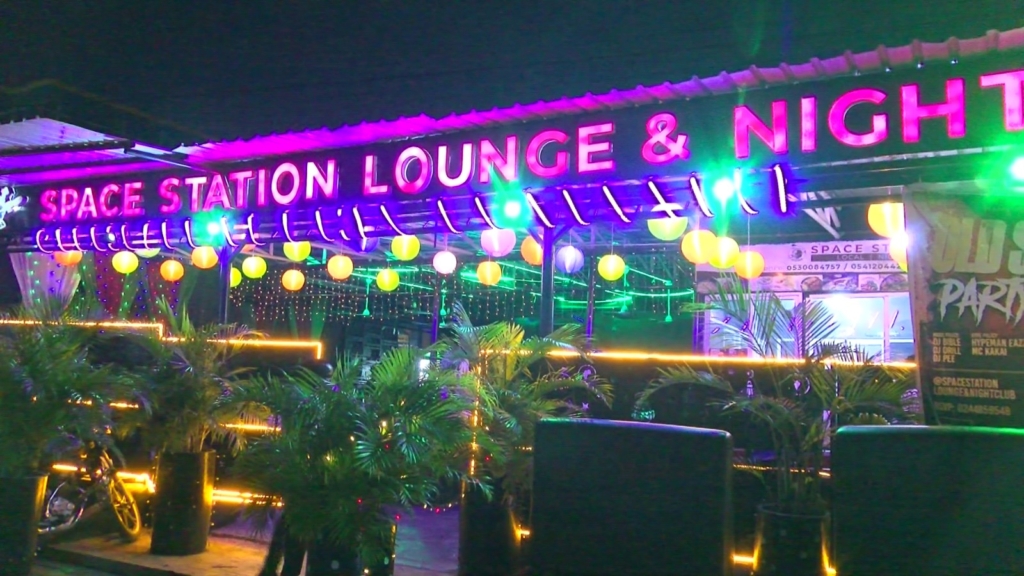 GRA locks up Osu’s Cloud 9 Pub over non-payment of taxes GRA locks up Osu’s Cloud 9 Pub over non-payment of taxes