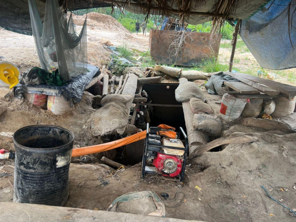 Galamsey: NAIMOS arrests foreign nationals, cleans up Birim River