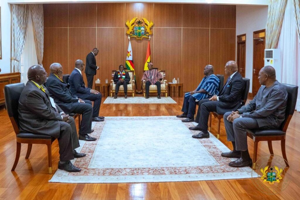 Photos: Mahama welcomes Zimbabwean President Mnangagwa for 3-day state visit Photos: Mahama welcomes Zimbabwean President Mnangagwa for 3-day state visit
