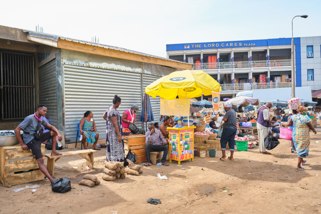 Traders at CMB flout social distancing rules