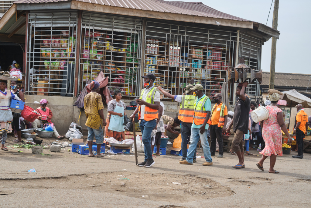 Traders at CMB flout social distancing rules