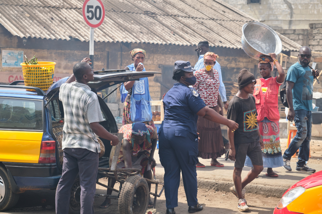 Traders at CMB flout social distancing rules