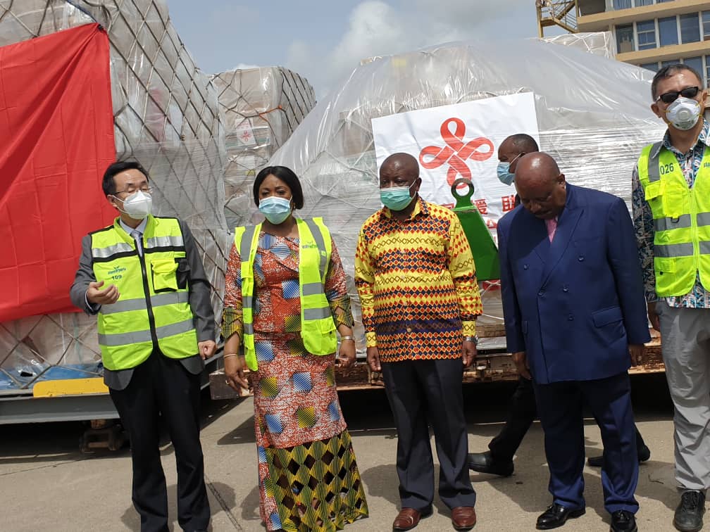 China donates medical supplies to 18 African countries