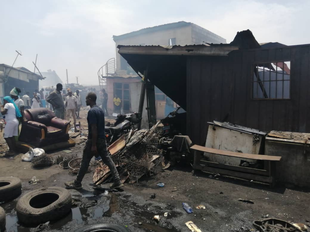 Over 800 slum dwellers homeless as fire engulfs parts of Old Fadama