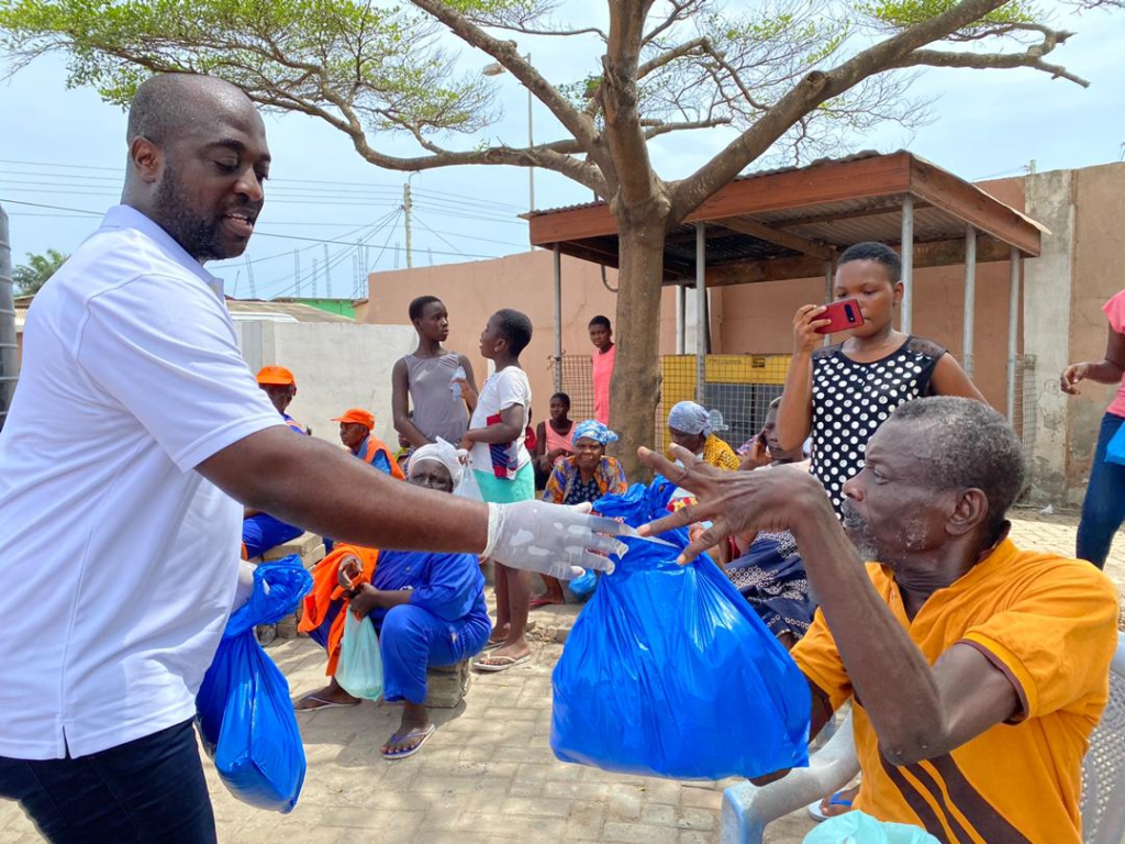 Kofi Abban Foundation feeds vulnerable in locked-down communities Kofi Abban Foundation