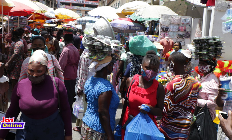 Photos: How social distancing is observed in markets