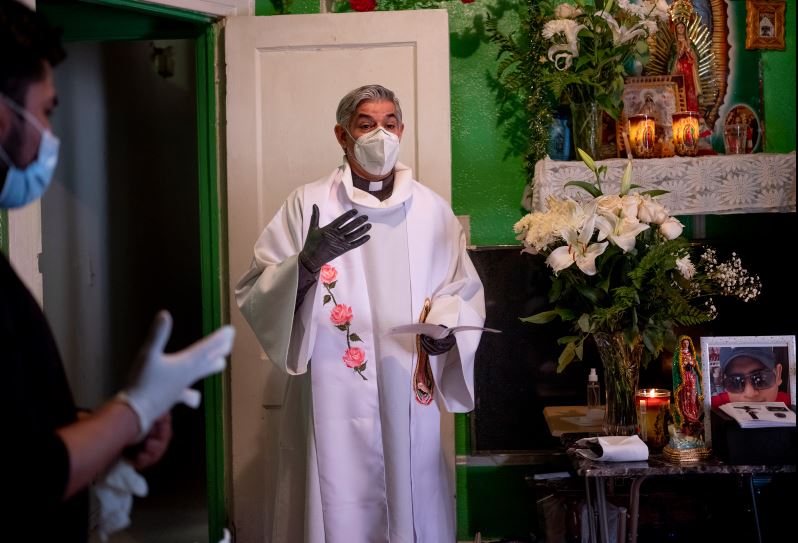 This New York pastor says his parish lost 44 people to coronavirus