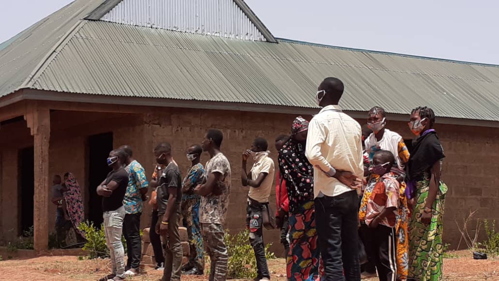 23 foreign nationals arrested by Immigration officials at Nakpanduri 23 foreign nationals arrested by Immigration officials at Nakpanduri