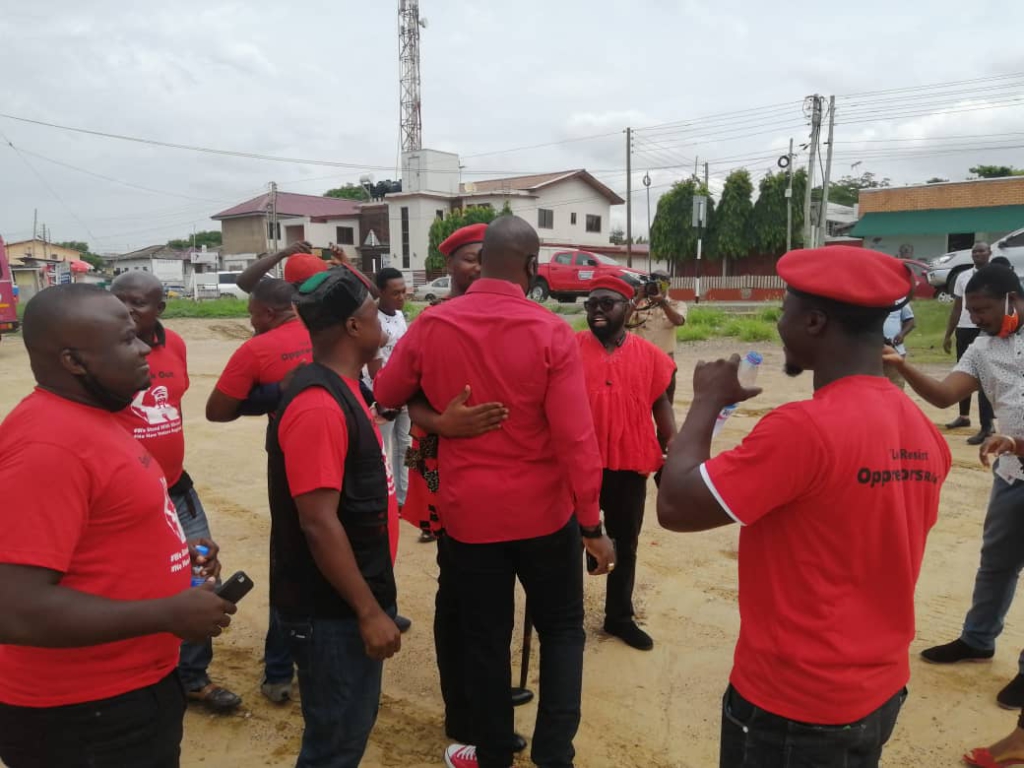 PNC's Bernard Mornah storms CID headquarters with supporters