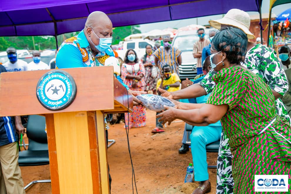 Greater Accra Regional Minister cuts sod for Dodowa and Asutuare markets