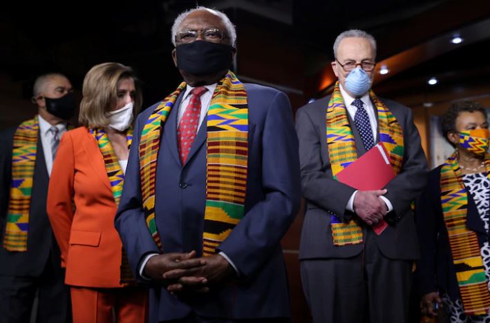 Kente cloth is beloved in Ghana. Why did Democrats wear it?