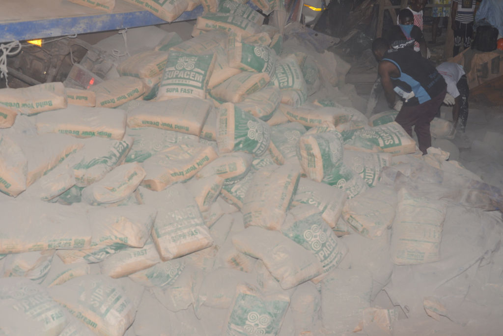 2 injured as truck filled with cement veers off at Anloga junction