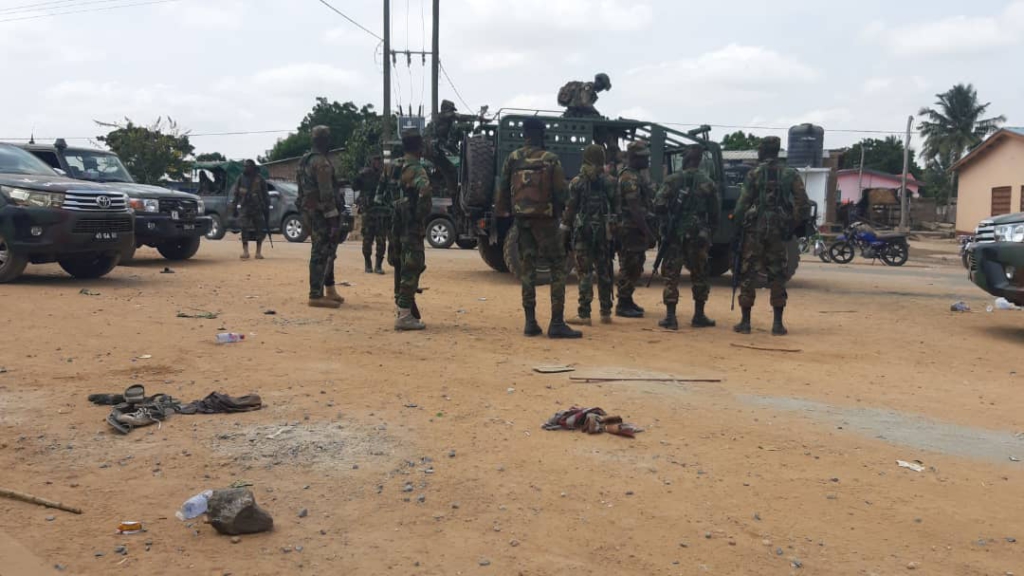 Dome-Faase residents flee after armed soldiers stormed community