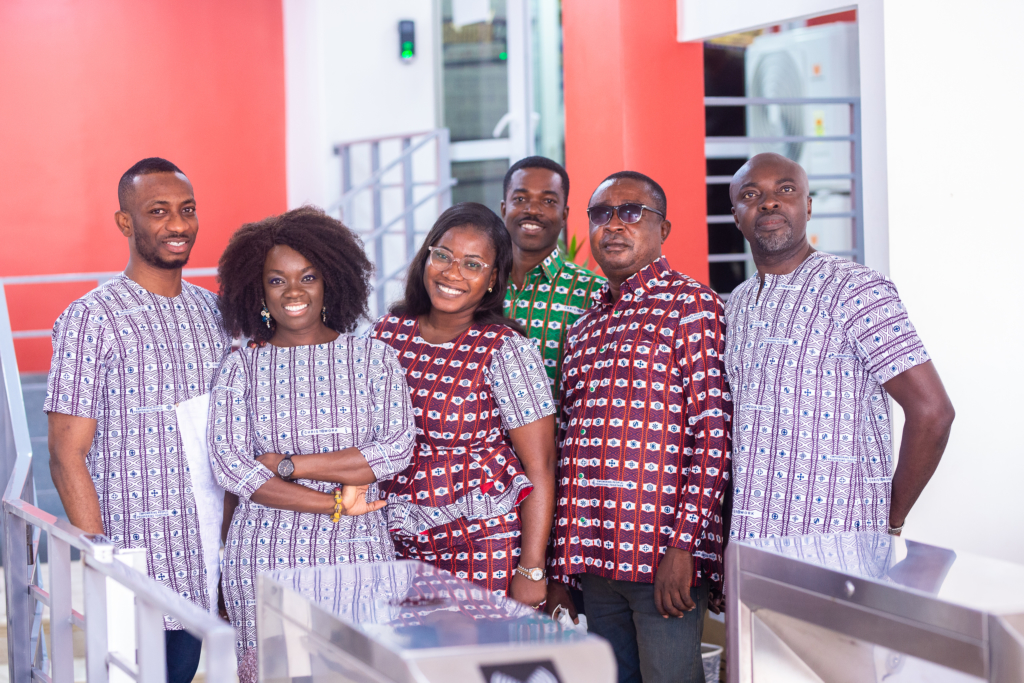 Photos: Multimedia unveils 25th anniversary cloth