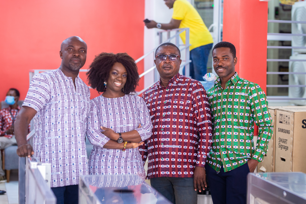 Photos: Multimedia unveils 25th anniversary cloth