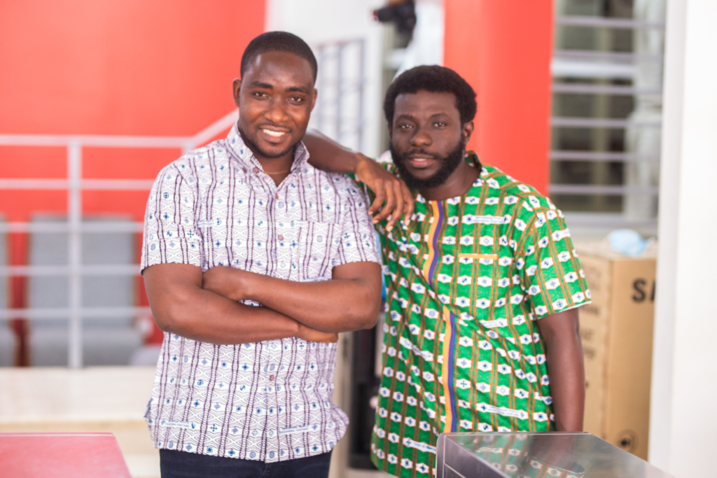 Photos: Multimedia unveils 25th anniversary cloth