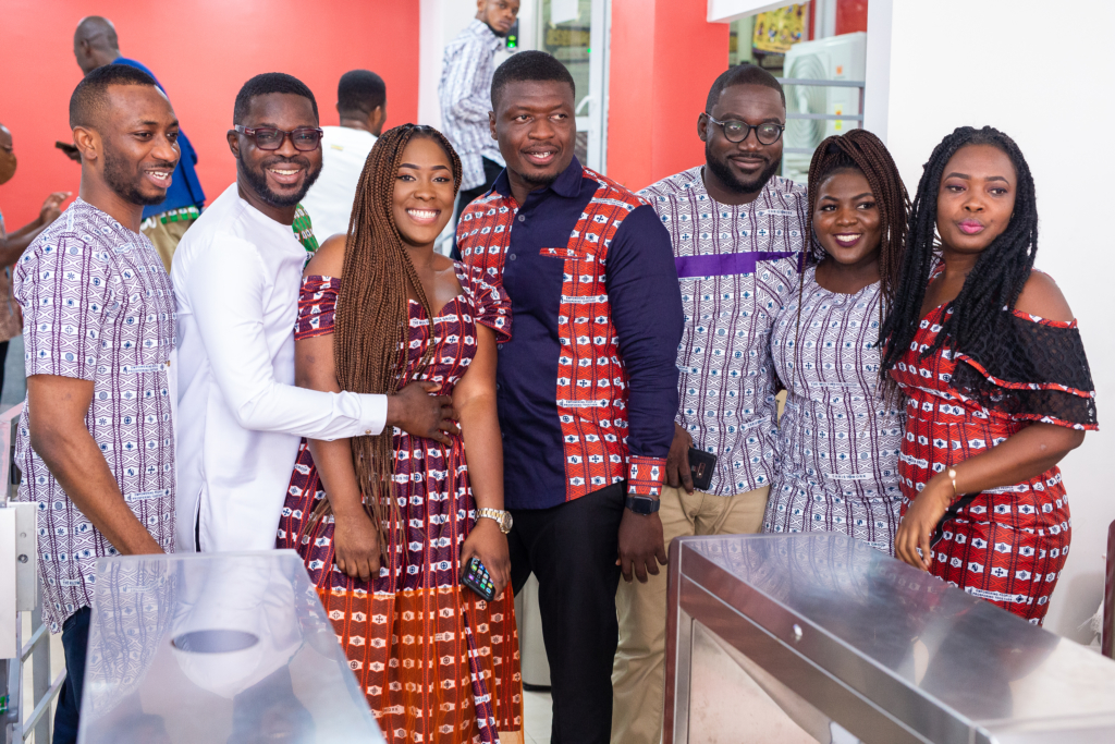 Photos: Multimedia unveils 25th anniversary cloth