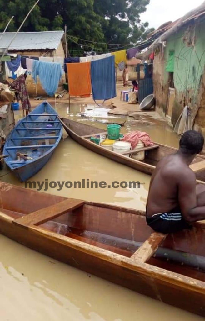 Kumbugu flood victims battle snake invasion