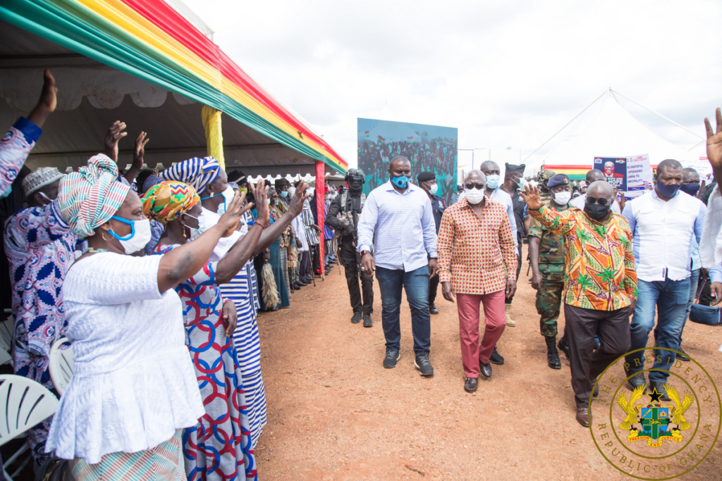 Akufo-Addo cuts sod for 275 metres Dikpe bridge; Lawra town roads