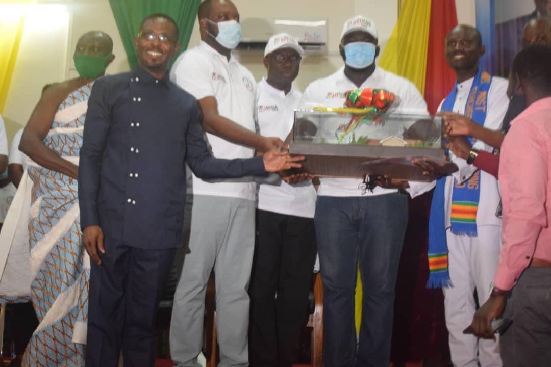 ICT Tutor wins 'Most Outstanding Teacher in Ghana'