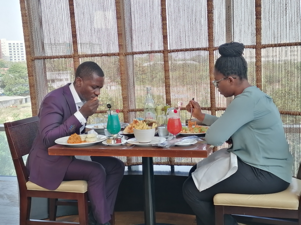 4 JoyFM listeners dine with Israel Laryea, Araba Koomson and Evans Mensah