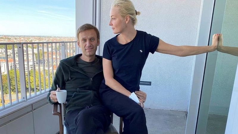 Alexei Navalny blames Vladimir Putin for poisoning him