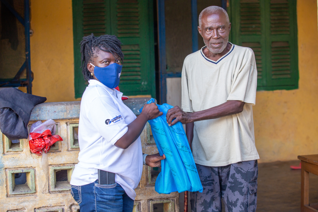 Quantum Terminals PLC donates medical items to hospitals, local residents within Atuabo enclave