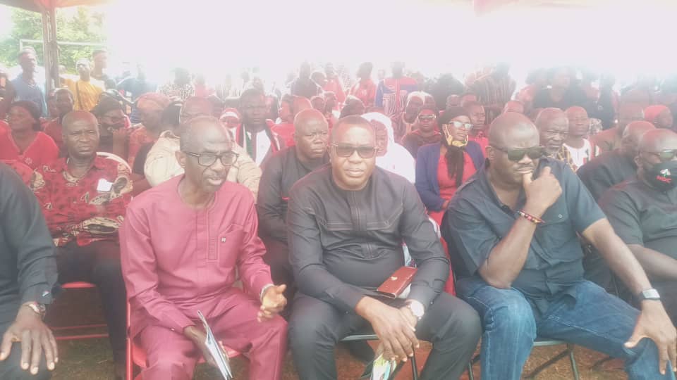 NPP, NDC ‘trade blows’ at Bono East Deputy Youth Organiser's burial service