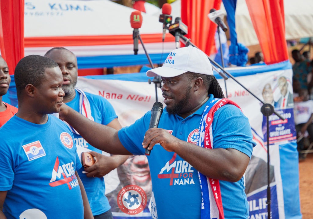 Kennedy Agyapong, former parliamentary aspirants campaign for Akufo-Addo, NPP candidate in Fomena