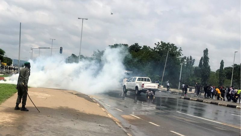 End Sars protest: Nigeria police to free all protesters