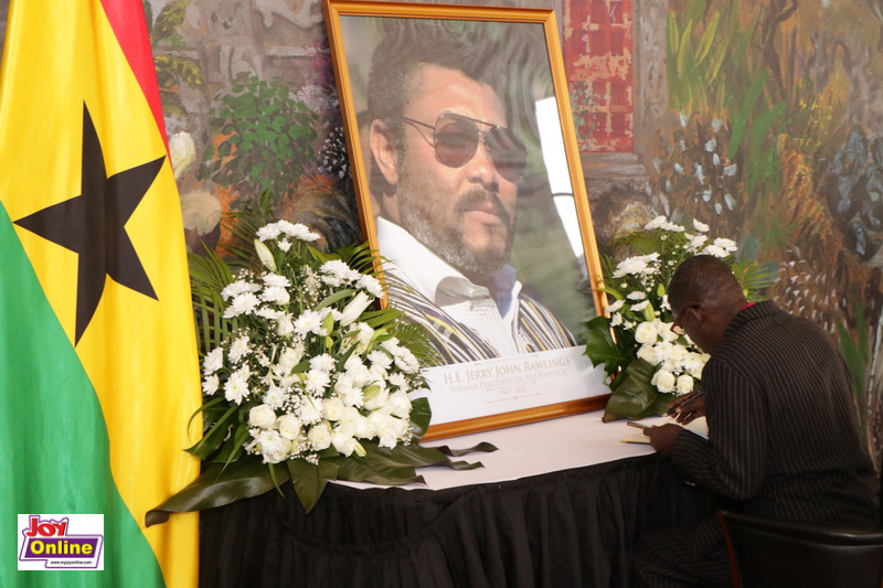 Photos: Diplomats, clergy sign Rawlings' book of condolence