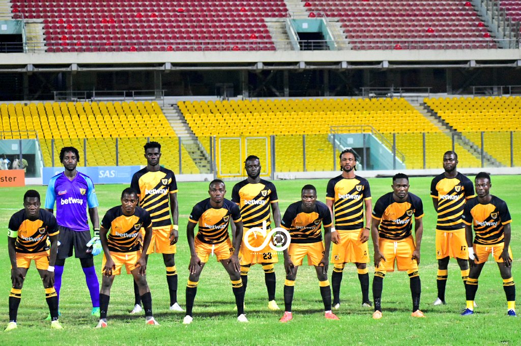 In pictures: Hearts 2-2 AshGold