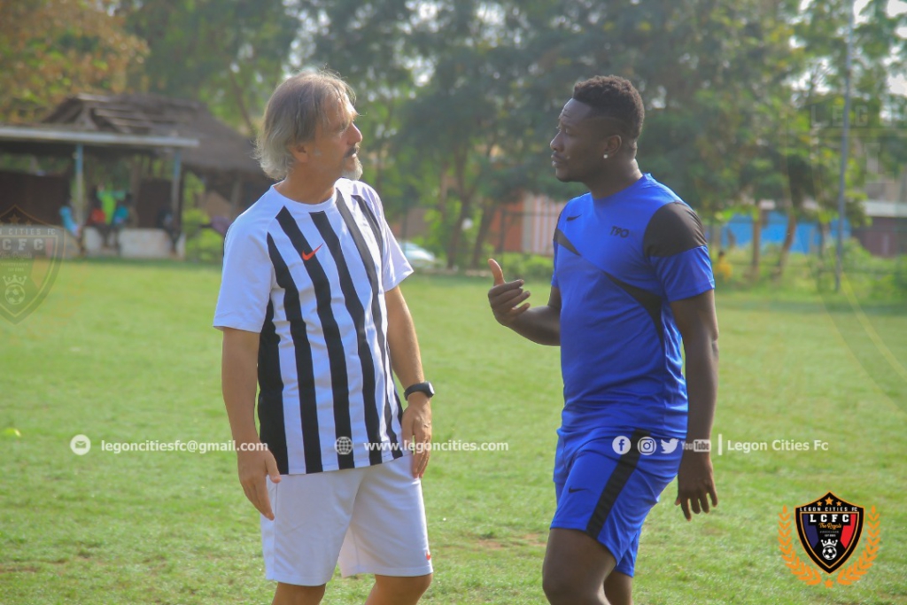 Asamoah Gyan trains with Legon Cities for the first time