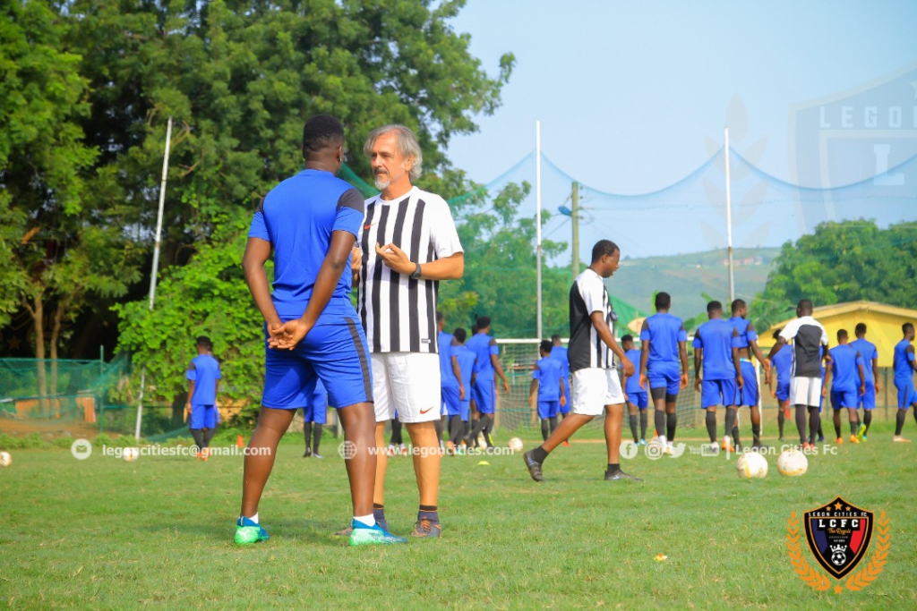 Asamoah Gyan trains with Legon Cities for the first time