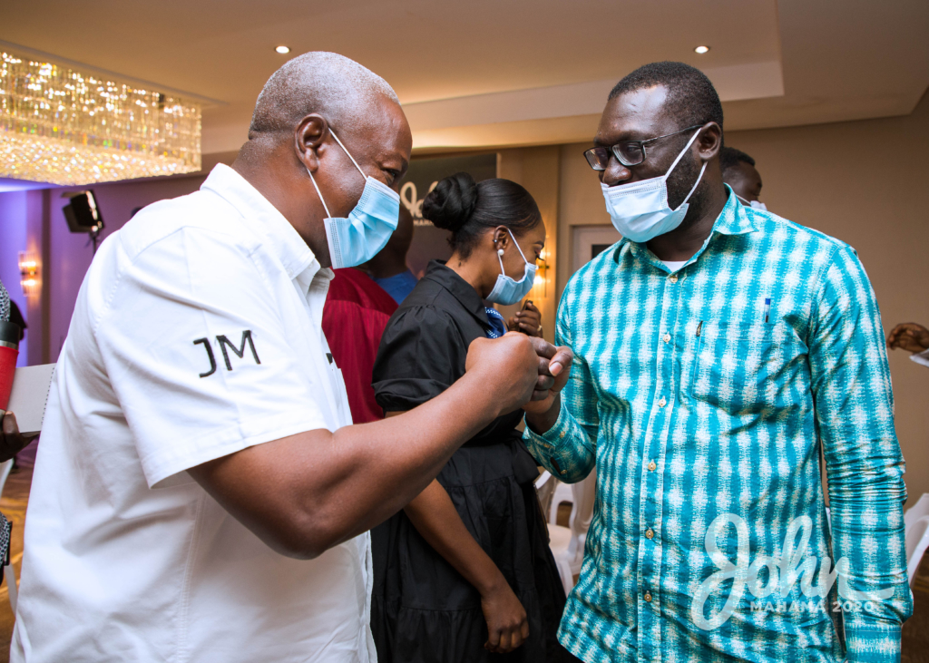 Pictures of Mahama's engagement with young entrepreneurs