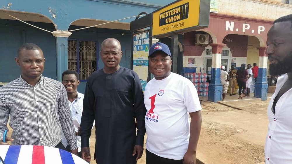 Frank Mireku donates to NPP Abetifi Constituency after supporting 3 others