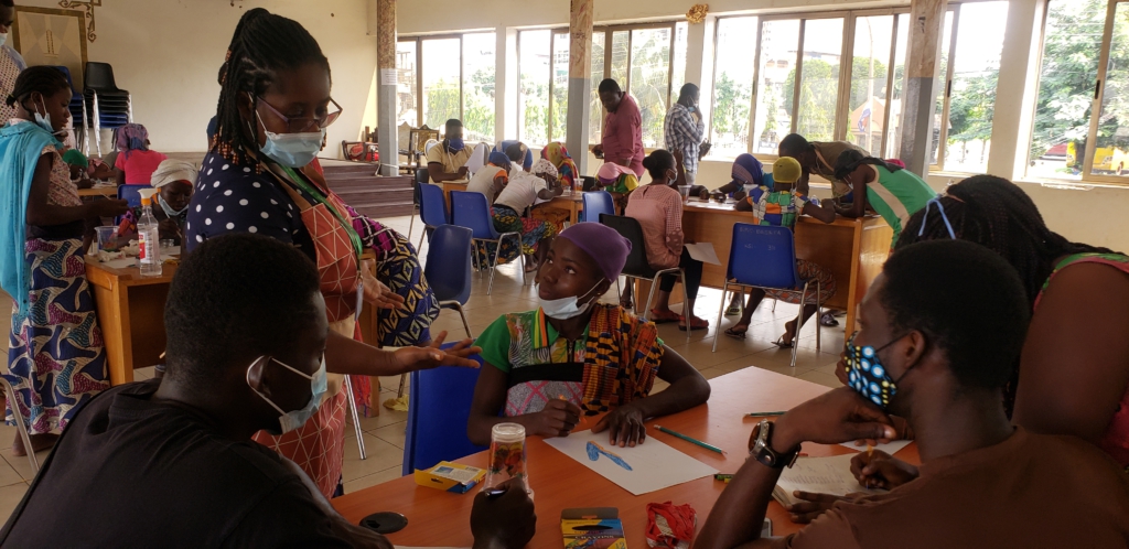 Children in Kumasi participate in coronavirus art clinics