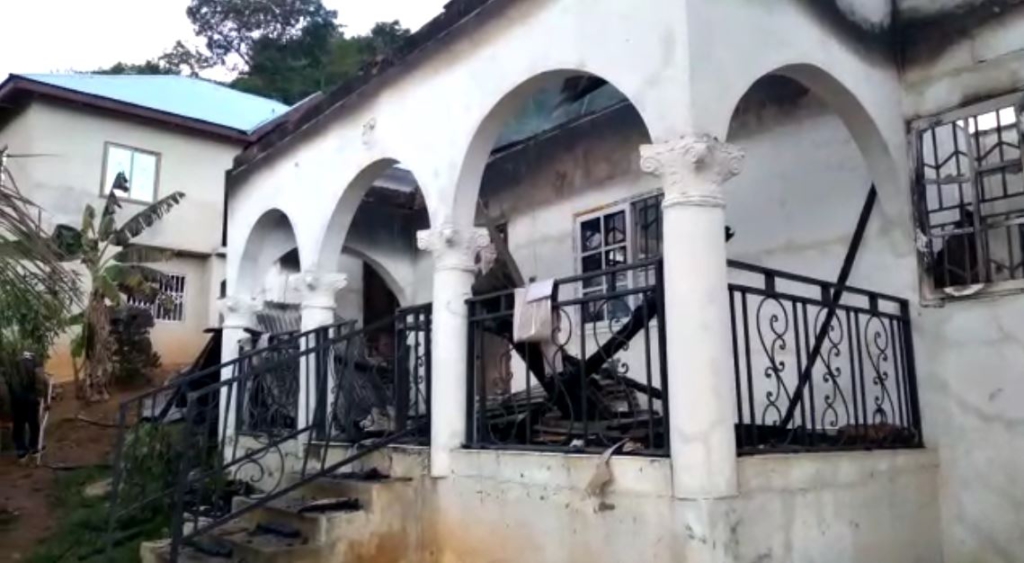 Fire destroys 4-bedroom flat in Adansi Asokwa