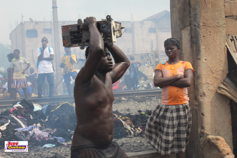 Photos: Fire ravages Kantamanto market