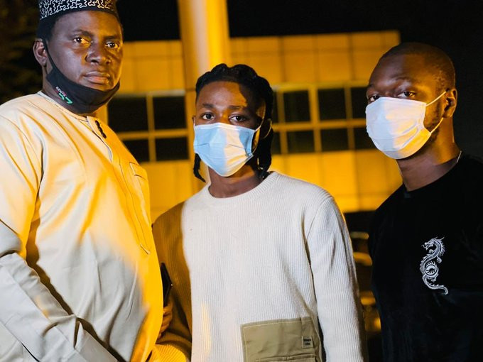 Ugandan police release Nigerian singers, Omah Lay, Tems