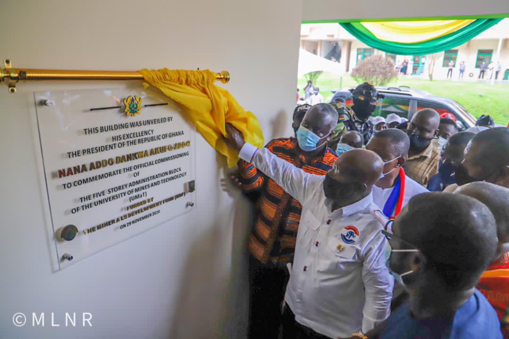 Akufo-Addo commissions a 5-storey Minerals Development Fund sponsored admin block for UMaT