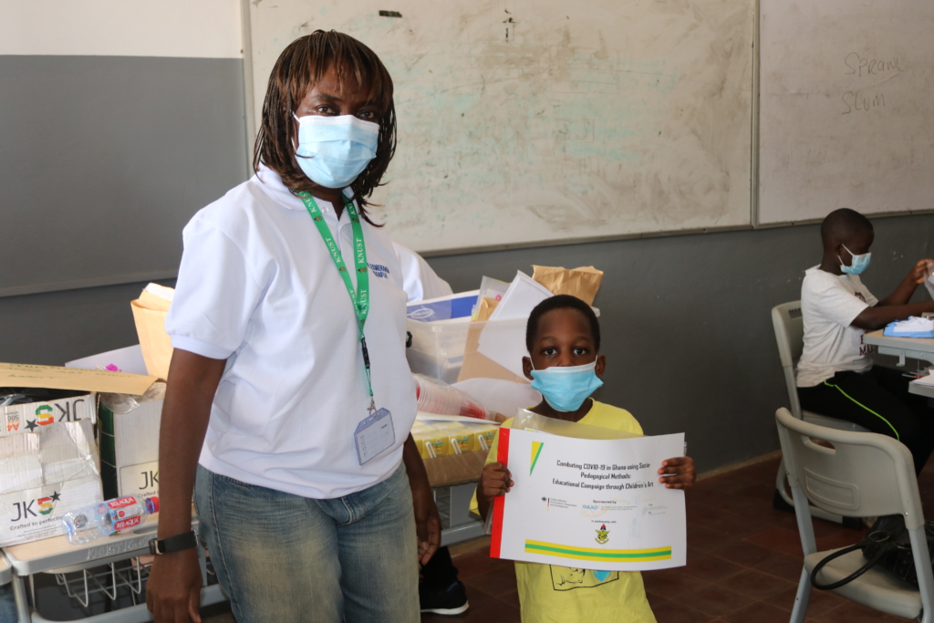 Children in Kumasi participate in coronavirus art clinics