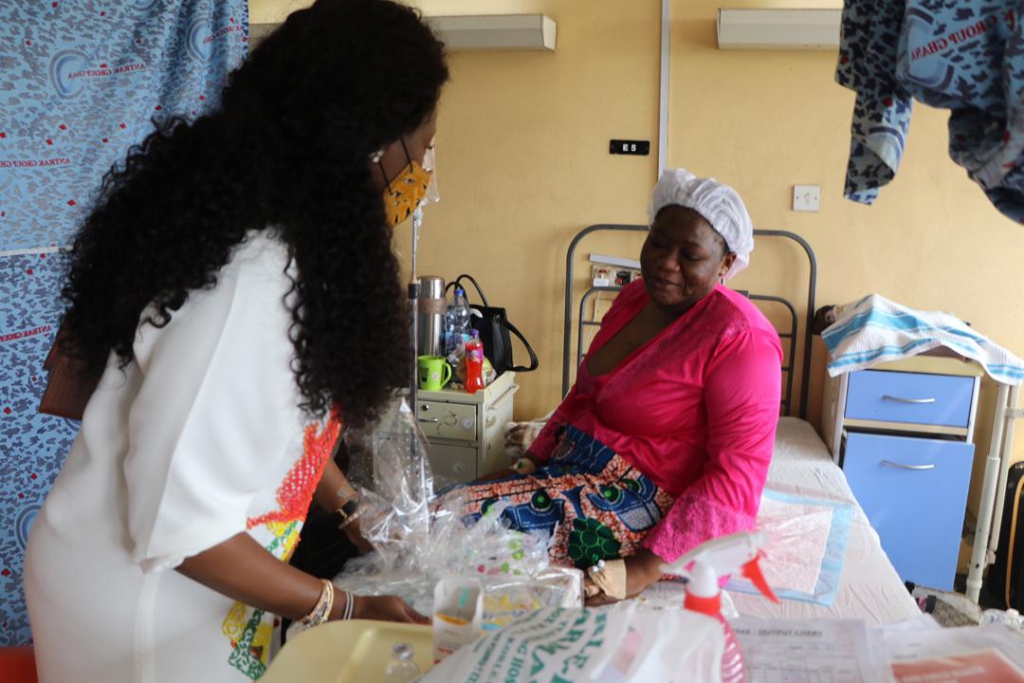 Asante Bediatuo family reaches out to Korle-Bu Maternity Ward