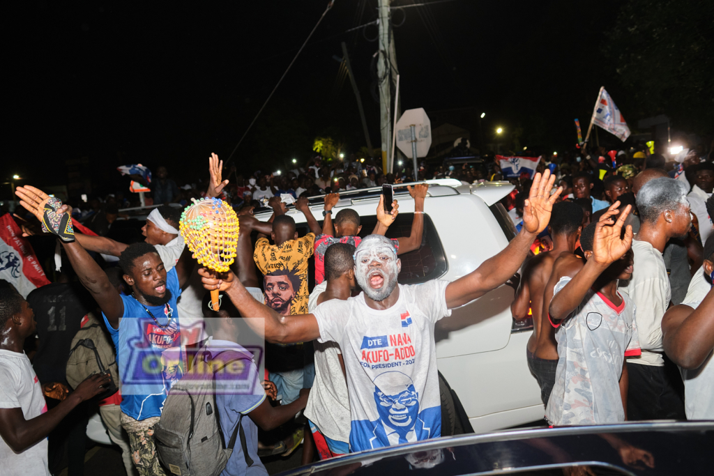 Photos: How NPP supporters swarmed Akufo-Addo's residence in victory celebration