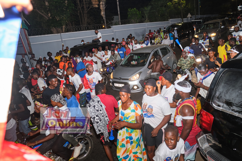 Photos: How NPP supporters swarmed Akufo-Addo's residence in victory celebration