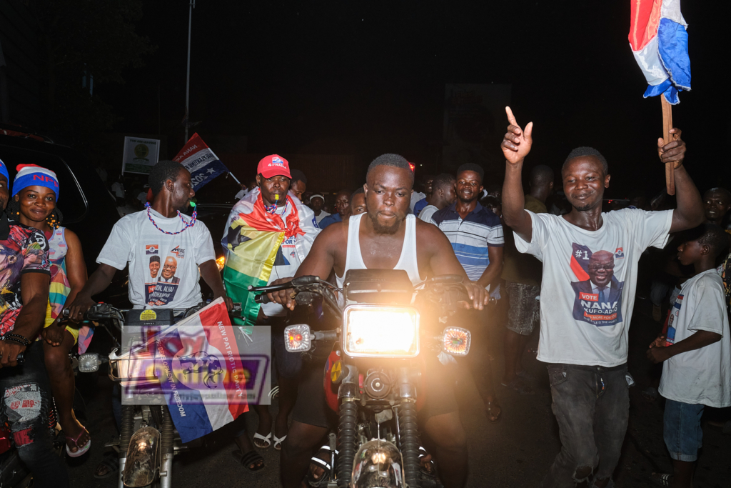 Photos: How NPP supporters swarmed Akufo-Addo's residence in victory celebration